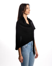 Laden Sie das Bild in den Galerie-Viewer, Dreieckstuch