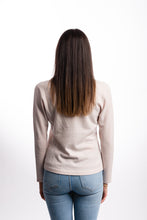 Laden Sie das Bild in den Galerie-Viewer, V-Pullover