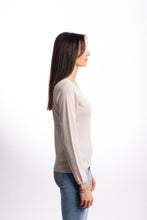 Laden Sie das Bild in den Galerie-Viewer, Rundhals Pullover