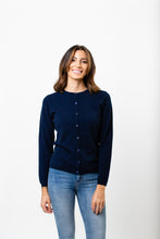 Laden Sie das Bild in den Galerie-Viewer, Rundhals Cardigan