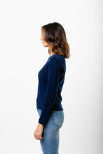 Laden Sie das Bild in den Galerie-Viewer, Rundhals Pullover