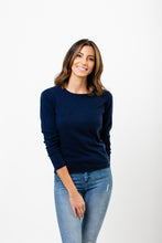 Laden Sie das Bild in den Galerie-Viewer, Rundhals Pullover