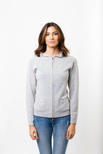 Laden Sie das Bild in den Galerie-Viewer, Hoodie