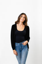 Laden Sie das Bild in den Galerie-Viewer, Hoodie