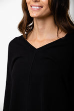 Laden Sie das Bild in den Galerie-Viewer, V-Pullover Oversize