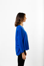 Laden Sie das Bild in den Galerie-Viewer, V-Pullover Oversize
