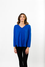Laden Sie das Bild in den Galerie-Viewer, V-Pullover Oversize