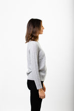Laden Sie das Bild in den Galerie-Viewer, Zopfmuster Pullover