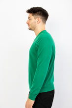 Laden Sie das Bild in den Galerie-Viewer, V-Pullover