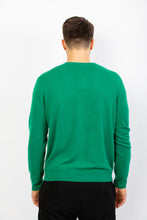 Laden Sie das Bild in den Galerie-Viewer, V-Pullover