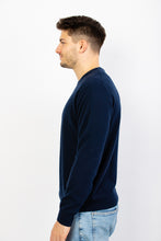 Laden Sie das Bild in den Galerie-Viewer, Rundhals Pullover