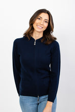 Laden Sie das Bild in den Galerie-Viewer, Hoodie