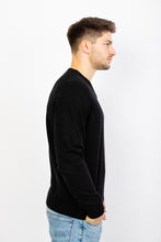 Laden Sie das Bild in den Galerie-Viewer, V-Pullover