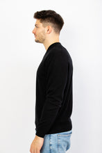 Laden Sie das Bild in den Galerie-Viewer, V-Pullover