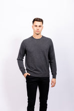 Laden Sie das Bild in den Galerie-Viewer, Rundhals Pullover