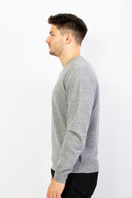 Laden Sie das Bild in den Galerie-Viewer, V-Pullover