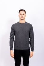 Laden Sie das Bild in den Galerie-Viewer, Rundhals Pullover
