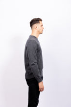 Laden Sie das Bild in den Galerie-Viewer, Rundhals Pullover