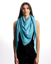 Laden Sie das Bild in den Galerie-Viewer, Dreieckstuch
