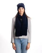 Load image into Gallery viewer, Ribbed long knitted scarf
